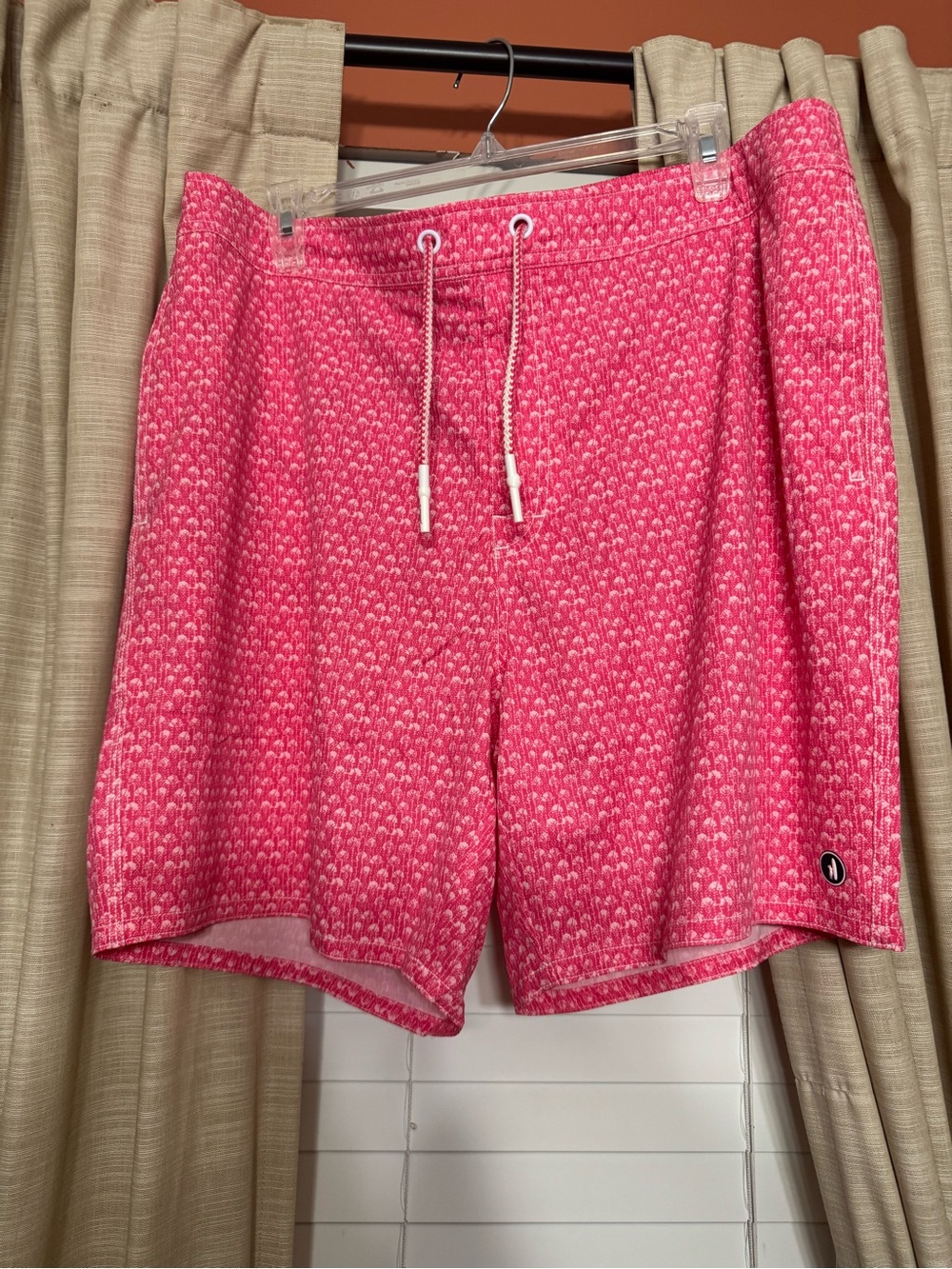 johnnie-O Hot Pink Patterned Drawstring Hybrid Shorts